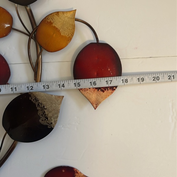 UNBRANDED HOME ACCENT/DECOR. LEAVES ON BRANCH - Picture 6 of 6